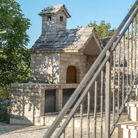 Apartament Roko Trogir-ljubitovica