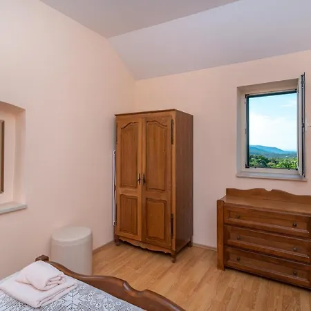 Apartament Roko Trogir-ljubitovica
