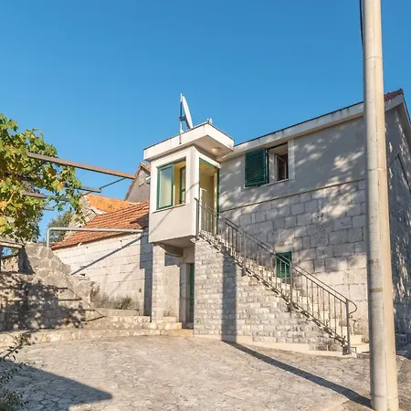 Roko Trogir-ljubitovica Apartament