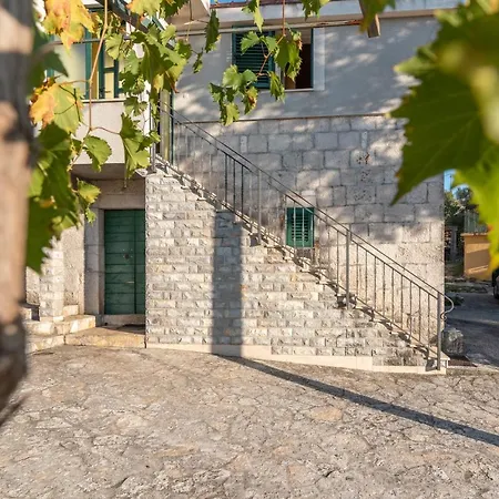 Roko Trogir-ljubitovica Apartament Ljubitovica